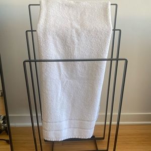 black metal towel rack